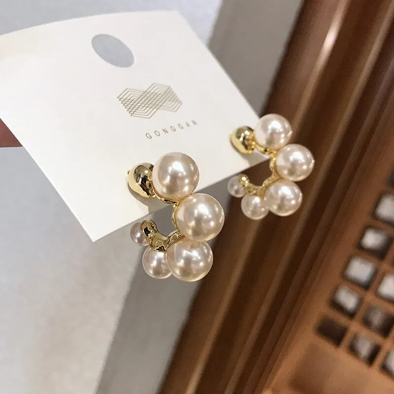 Imitation Pearl Earrings For Women 2023 Trending Round Stud Earrings For Wedding Party Elegant Jewelry Fashion Accessories